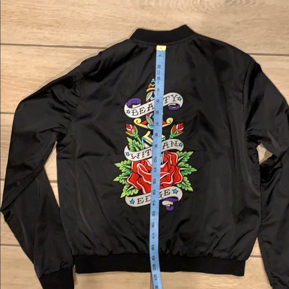 Urban Decay Bomber Jacket Beauty with an Edge - Picture 16 of 16